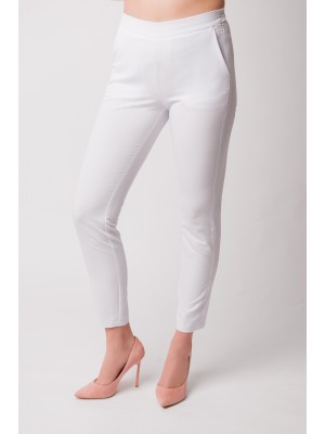 Spodnie nr 96-O elastyczne rurki białe
